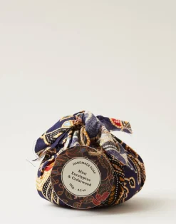 Natura Selection Bodycare & Beauty|Bodycare & Beauty^Pastilla Jabón Envuelta Tela 120g